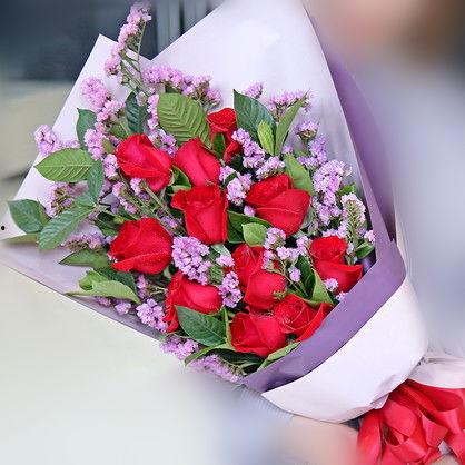 我手心里的玫瑰,浪漫邂逅的温馨回忆