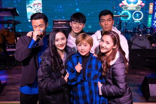 恋小满的小满意,小满意的世界，甜蜜温馨的日常